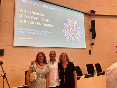 Lola Lario, Chemi Villar i Esther Vilert, a la 8a Jornada d'Innovació en Atenció Primària